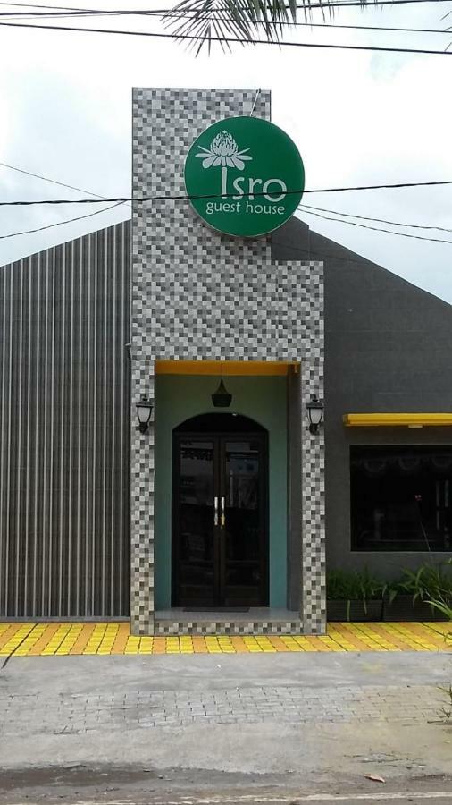 Isro Guesthouse Syariah Kepanjen ภายนอก รูปภาพ
